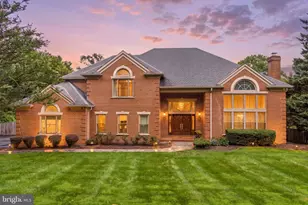 10005 Apple Hill Ct, Potomac, MD 20854 - Photo 1