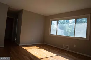14117 London Ln, Rockville, MD 20853 - Photo 10