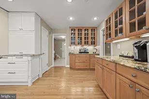 11809 Becket St, Potomac, MD 20854 - Photo 14