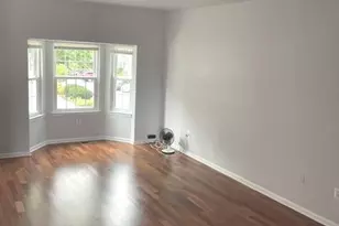 34 Hunters Gate Ct, Silver Spring, MD 20904 - Photo 2