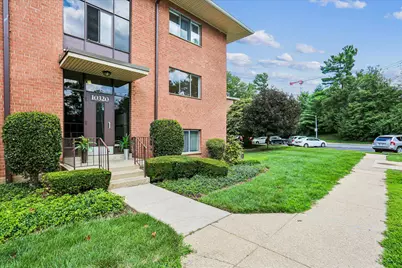 10320 Rockville Pike #201, Rockville, MD 20852 - Photo 2