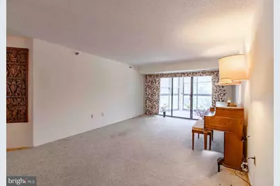 15115 Interlachen Drive #3-309, Silver Spring, MD 20906 - Photo 4
