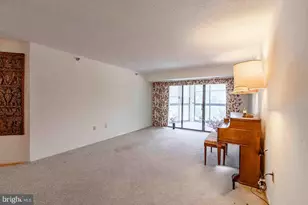 15115 Interlachen Dr, Silver Spring, MD 20906 - Photo 4