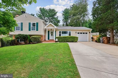 11 Lodge Place, Rockville, MD 20850 - Photo 1