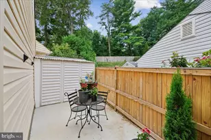 11 Lodge Pl, Rockville, MD 20850 - Photo 32