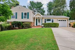 11 Lodge Pl, Rockville, MD 20850 - Photo 2