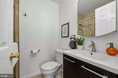 11 Lodge Place, Rockville, MD 20850 - Photo 16