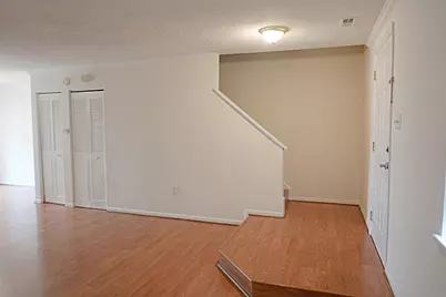 11458 Stoney Point Place, Germantown, MD 20876 - Photo 4