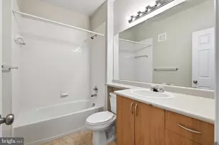 19611 Galway Bay Circle, Germantown, MD 20874 - Photo 14