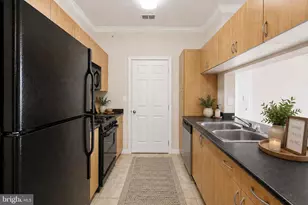 19611 Galway Bay Circle, Germantown, MD 20874 - Photo 8