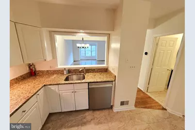5506 Whitley Park Terrace #93, Bethesda, MD 20814 - Photo 12