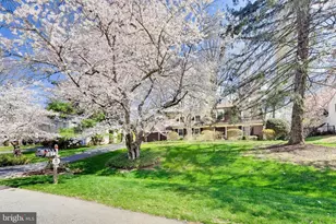 9617 Falls Bridge Ln, Potomac, MD 20854 - Photo 1