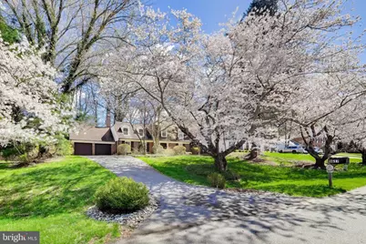 9617 Falls Bridge Lane, Potomac, MD 20854 - Photo 2