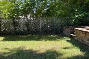 7301 Pinehurst Pkwy, Chevy Chase, MD 20815 - Photo 32