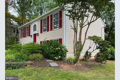 18104 Kodella Court, Gaithersburg, MD 20877 - Photo 2