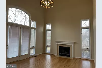 9425 Spruce Tree Circle, Bethesda, MD 20814 - Photo 4