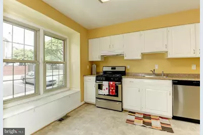 79 Bralan, Gaithersburg, MD 20877 - Photo 2