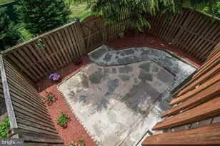 79 Bralan, Gaithersburg, MD 20877 - Photo 28