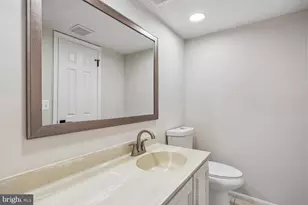 12 Lily Pond Ct, Rockville, MD 20852 - Photo 34