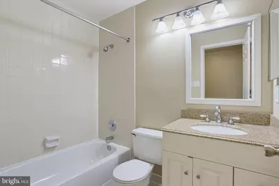 11 Grove Ridge Court #70, Rockville, MD 20852 - Photo 20