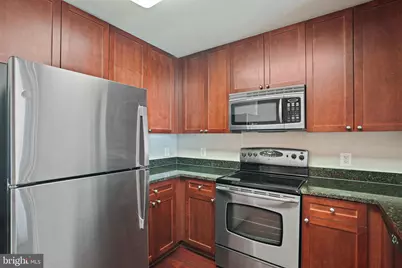11700 Old Georgetown Road #1002, North Bethesda, MD 20852 - Photo 6