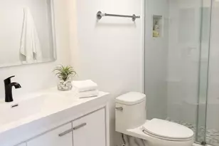 4515 Willard Ave, Chevy Chase, MD 20815 - Photo 8
