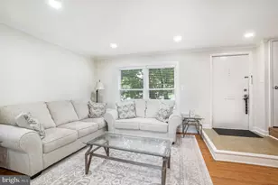 12911 Walnut View Ct, Germantown, MD 20874 - Photo 8