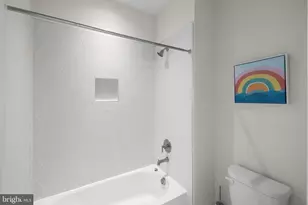 9501 Wildoak Dr, Bethesda, MD 20814 - Photo 40