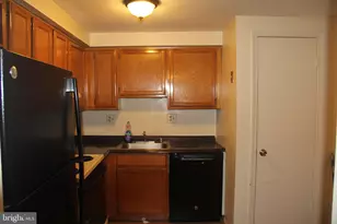 14724 Valiant Terrace, Burtonsville, MD 20866 - Photo 2