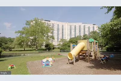 10201 Grosvenor Place #1016, Rockville, MD 20852 - Photo 14