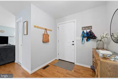 9500 Bell Vernon Place, Gaithersburg, MD 20886 - Photo 4