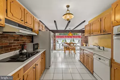 11504 Parkedge Drive, North Bethesda, MD 20852 - Photo 10