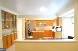 2124 Cherry Leaf Ln, Silver Spring, MD 20906 - Photo 10