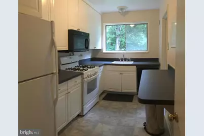 10512 Weymouth Street, Bethesda, MD 20814 - Photo 2
