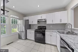 14246 Long Green Dr, Silver Spring, MD 20906 - Photo 4