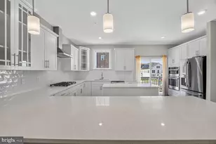 404 Sagan Pl, Gaithersburg, MD 20878 - Photo 6