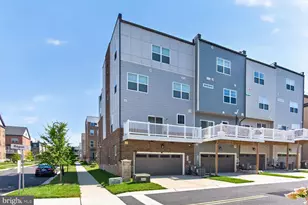404 Sagan Pl, Gaithersburg, MD 20878 - Photo 2