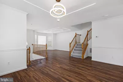 18506 Carriage Walk Circle, Gaithersburg, MD 20879 - Photo 8