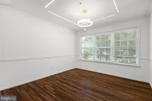 18506 Carriage Walk Cir, Gaithersburg, MD 20879 - Photo 10