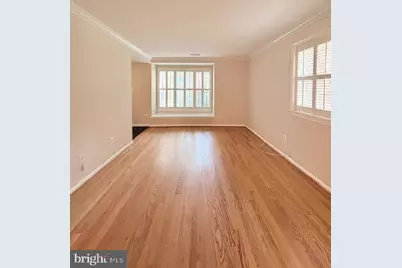 6718 Kenwood Forest Lane #60, Chevy Chase, MD 20815 - Photo 4