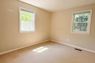 6718 Kenwood Forest Ln, Chevy Chase, MD 20815 - Photo 20