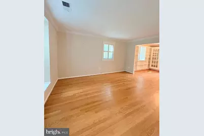 6718 Kenwood Forest Lane #60, Chevy Chase, MD 20815 - Photo 2