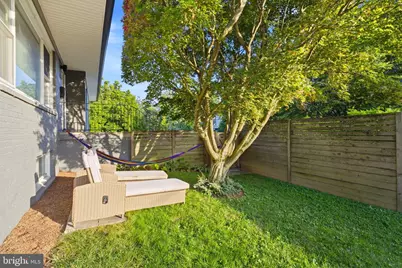 8901 1st Avenue, Silver Spring, MD 20910 - Photo 14