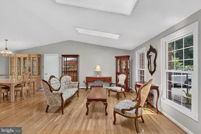 22621 Griffith Drive, Gaithersburg, MD 20882 - Photo 4