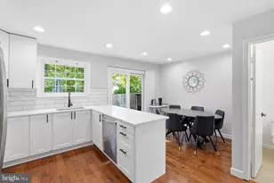 22 Habersham Ct, Silver Spring, MD 20906 - Photo 8