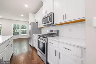 115 Dickenson Drive, Gaithersburg, MD 20878 - Photo 10