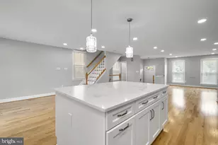10 Loganwood Ct, North Bethesda, MD 20852 - Photo 12