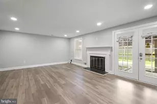 10 Loganwood Ct, North Bethesda, MD 20852 - Photo 30
