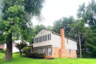 8626 Bunnell Dr, Potomac, MD 20854 - Photo 2
