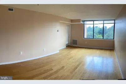 10101 Grosvenor Place #1119, Rockville, MD 20852 - Photo 2